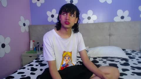 Snapshot of eimyflorian chatting on January 21, 11:51 am Eimyflorian online show from January 21, 11:51 am
