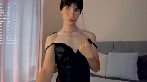Snapshot of einyel_ chatting on February 19, 7:59 pm Einyel online show from February 19, 7:59 pm