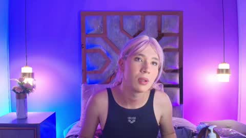 Snapshot of electra_gosselin chatting on September 29, 12:27 pm electra_gosselin online show from September 29, 12:27 pm