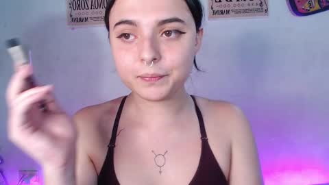 Snapshot of elizabeth_taylorxxx chatting on January 19, 5:26 am Elizabeth Taylor online show from January 19, 5:26 am