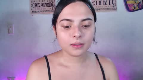 Snapshot of elizabeth_taylorxxx chatting on February 18, 12:15 am Elizabeth Taylor online show from February 18, 12:15 am