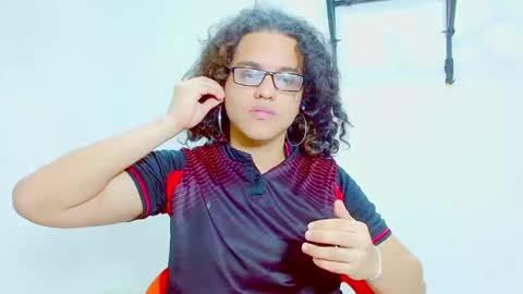 Diana online show from December 23, 1:13 pm