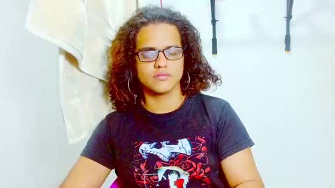 Diana online show from February 8, 12:50 pm