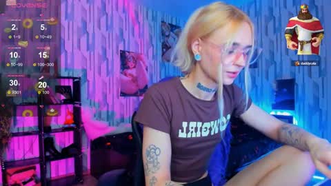 Snapshot of elli_26 chatting on March 6, 11:54 am Ellie online show from March 6, 11:54 am