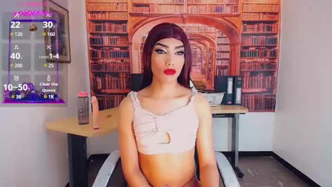 Snapshot of emeli_roushot chatting on February 6, 11:32 am Emeli online show from February 6, 11:32 am