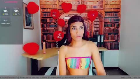 Snapshot of emeli_roushot chatting on February 15, 11:06 am Emeli online show from February 15, 11:06 am