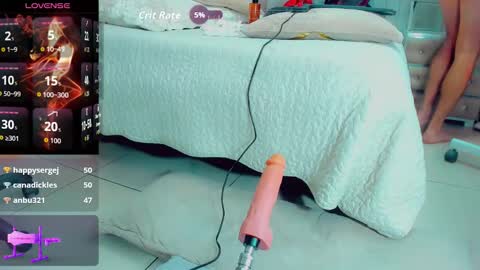 EmillySaenz online show from October 16, 7:46 pm