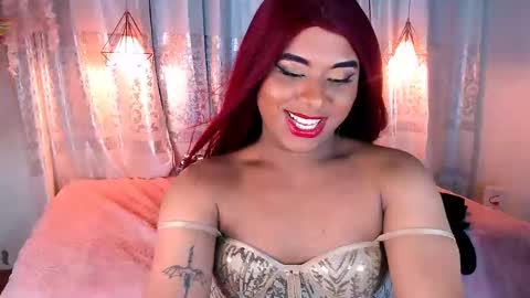 Snapshot of emili_roux chatting on February 28, 9:12 pm Emili roux online show from February 28, 9:12 pm