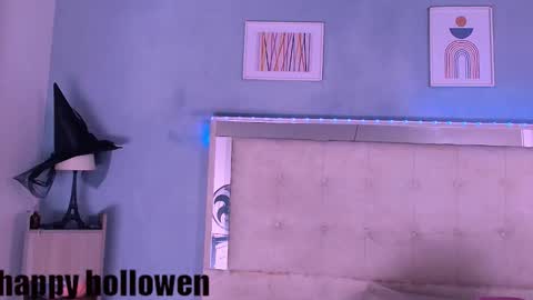 emily_castillo1_ online show from October 17, 8:18 am