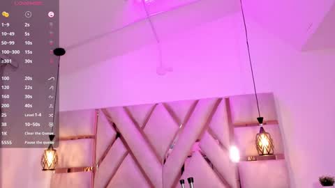 Emily online show from October 15, 7:58 pm