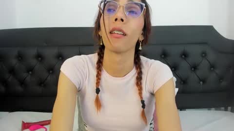 Snapshot of emily_rose78 chatting on September 17, 6:13 pm EMILY online show from September 17, 6:13 pm