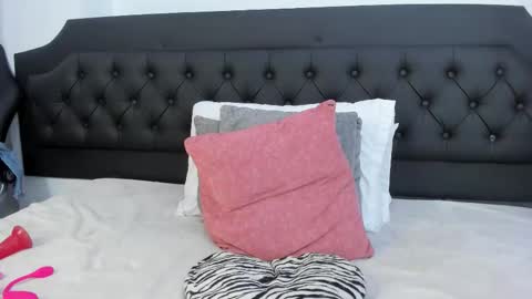 Snapshot of emily_rose78 chatting on October 2, 6:29 pm EMILY online show from October 2, 6:29 pm