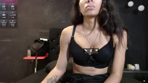 Snapshot of emilygomezz chatting on March 11, 11:33 am Emily online show from March 11, 11:33 am