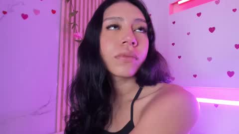 Snapshot of emmaclark_1 chatting on September 9, 9:57 pm emmaclark_1 online show from September 9, 9:57 pm