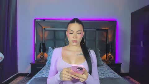 Snapshot of emmilysantibanez chatting on January 26, 12:22 pm Emmily Santibaez online show from January 26, 12:22 pm