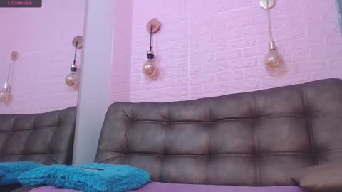 Snapshot of engel_devil chatting on March 3, 12:32 pm Engel online show from March 3, 12:32 pm