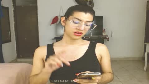 Snapshot of engiel_phoenix chatting on December 13, 4:16 pm Engiel phoenix instagram engiel 13 online show from December 13, 4:16 pm