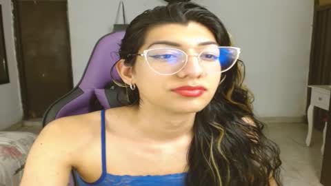 Snapshot of engiel_phoenix chatting on January 26, 9:29 am Engiel phoenix instagram engiel 13 online show from January 26, 9:29 am