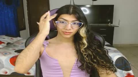 Snapshot of engiel_phoenix chatting on February 19, 2:34 pm Engiel phoenix instagram engiel 13 online show from February 19, 2:34 pm