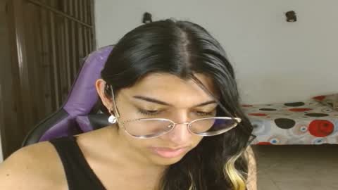 Snapshot of engiel_phoenix chatting on September 23, 9:54 pm Engiel phoenix instagram engiel 13 online show from September 23, 9:54 pm