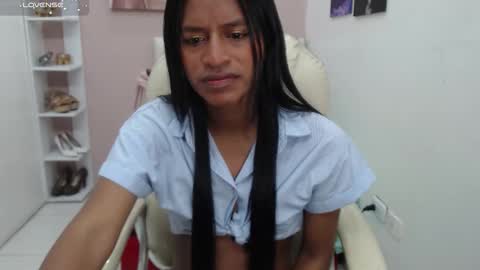 Snapshot of enyelin chatting on September 25, 12:23 pm Enyenlina online show from September 25, 12:23 pm