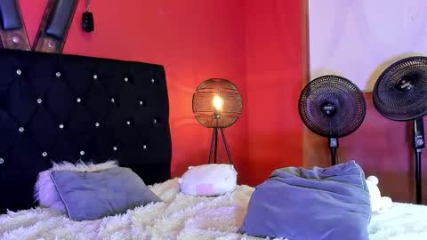 erick_cam1 online show from February 26, 7:52 pm