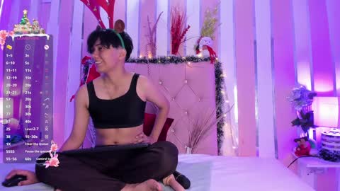 Snapshot of eriol__ chatting on December 25, 11:54 am Eriol online show from December 25, 11:54 am