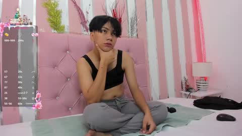 Snapshot of eriol__ chatting on December 29, 11:40 am Eriol online show from December 29, 11:40 am