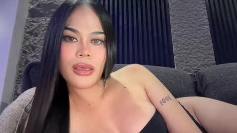 monica online show from October 22, 5:42 am