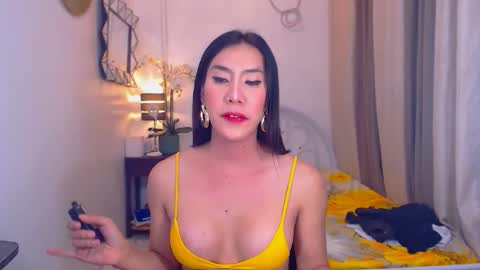 Snapshot of ervanamorge chatting on February 16, 10:10 pm Ervana online show from February 16, 10:10 pm