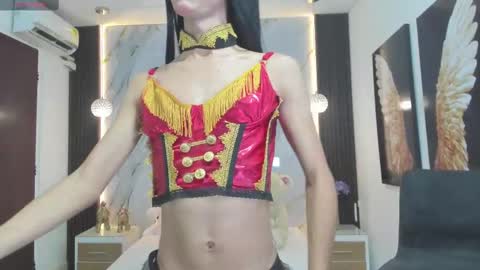 Snapshot of estephany_doll chatting on March 1, 2:02 pm Estephany online show from March 1, 2:02 pm