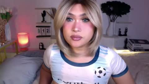 Snapshot of eva_mazikeen69 chatting on September 12, 9:53 pm Queen Eva Mazikeen online show from September 12, 9:53 pm