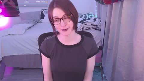 Snapshot of evavivi59 chatting on March 7, 3:16 am Vivi online show from March 7, 3:16 am