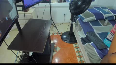 Snapshot of evelonga_707 chatting on January 11, 7:05 pm DAYANITA online show from January 11, 7:05 pm