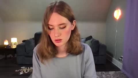 Snapshot of eviecam chatting on December 6, 8:56 pm Evie3 online show from December 6, 8:56 pm