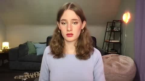 Snapshot of eviecam chatting on February 13, 1:11 am Evie3 online show from February 13, 1:11 am