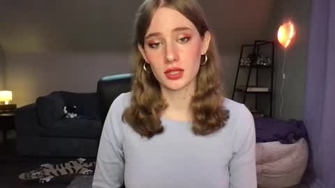 Snapshot of eviecam chatting on February 23, 11:36 pm Evie3 online show from February 23, 11:36 pm