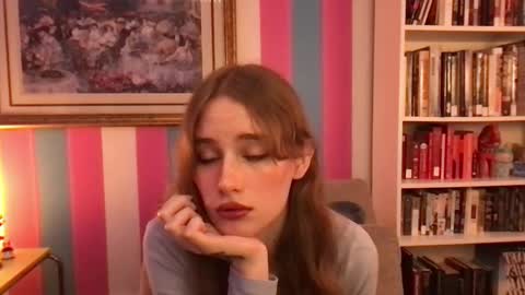 Snapshot of eviecam chatting on September 11, 5:59 am Evie3 online show from September 11, 5:59 am