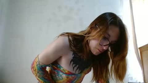 Snapshot of exolizzz66 chatting on February 9, 5:01 pm Exolizz online show from February 9, 5:01 pm