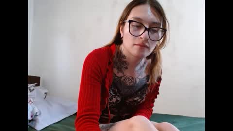 Snapshot of exolizzz66 chatting on March 11, 6:52 pm Exolizz online show from March 11, 6:52 pm