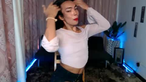Snapshot of exotic_blacklixexx69 chatting on September 18, 5:35 am Lixe online show from September 18, 5:35 am