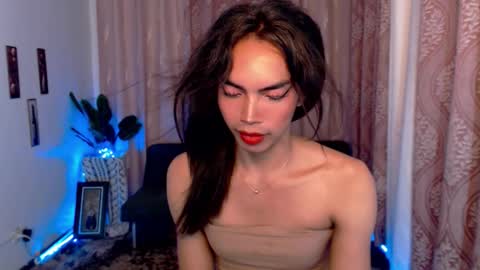 Snapshot of exotic_blacklixexx69 chatting on September 27, 12:47 pm Lixe online show from September 27, 12:47 pm