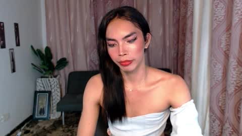 Snapshot of exotic_blacklixexx69 chatting on September 28, 12:48 pm Lixe online show from September 28, 12:48 pm