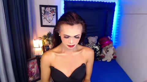 Snapshot of exotickatt chatting on January 4, 1:21 pm KaT online show from January 4, 1:21 pm