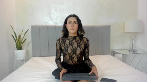 Snapshot of felicia_whitee chatting on October 9, 3:02 pm felicia_whitee online show from October 9, 3:02 pm