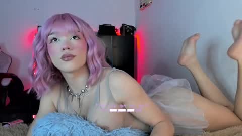 fem_boy6 online show from March 12, 5:35 am