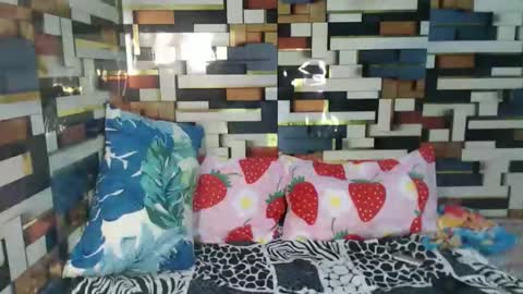Snapshot of feminine_tsx chatting on September 10, 10:25 am feminine_tsx online show from September 10, 10:25 am