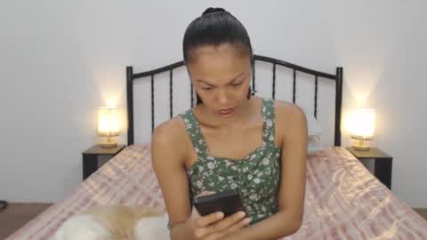 Snapshot of femininets69 chatting on February 5, 12:20 am kaylee online show from February 5, 12:20 am