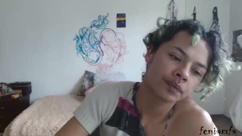 Snapshot of fenixmfx chatting on February 23, 7:07 pm Fenix online show from February 23, 7:07 pm