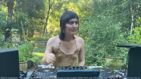 Fern next stream 430pm Monday PST online show from November 5, 6:02 am